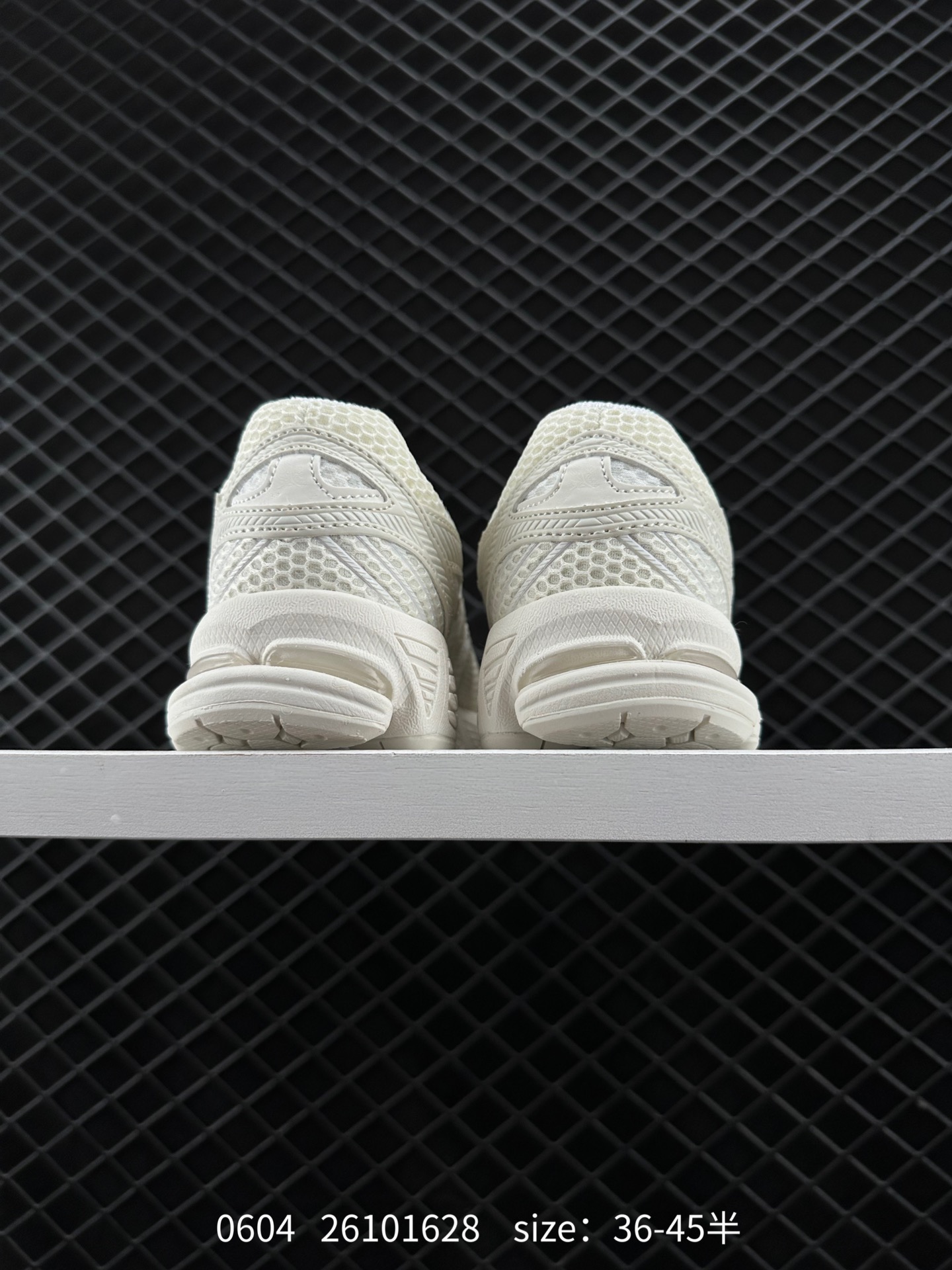 ALD/Aimé Leon Dore x New Balance 860V2